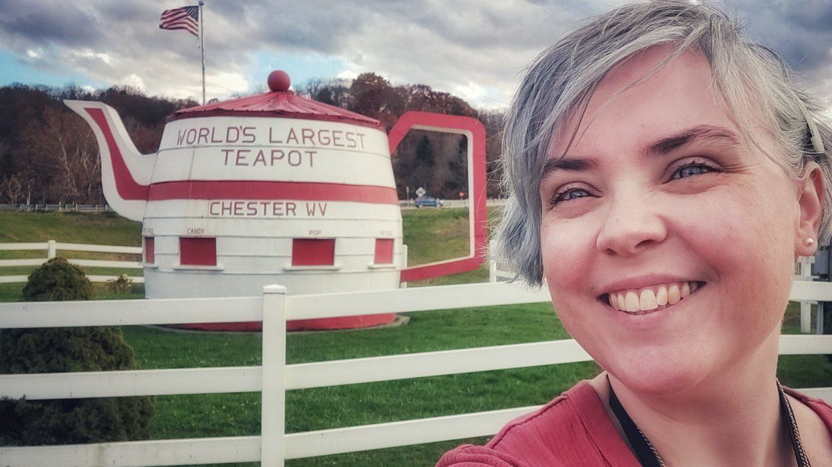 oh my god twitter doesn’t include alt text from images in their API